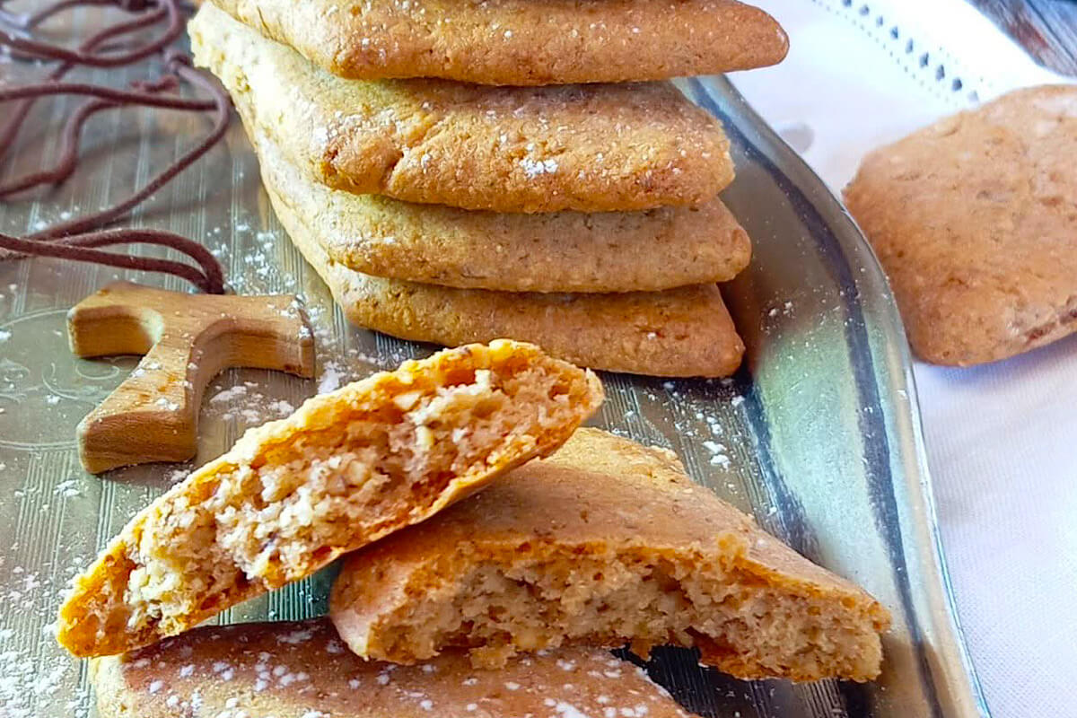 Dimentica i soliti dolci: solo semplici ingredienti per i biscotti di San Francesco