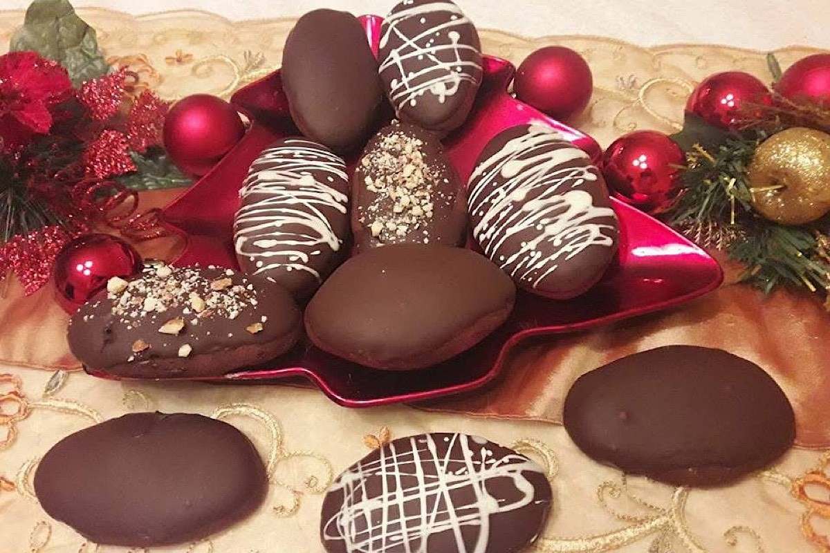 Susumelle crotonesi: biscotti speziati e cioccolatosi pronti in un attimo con il Bimby