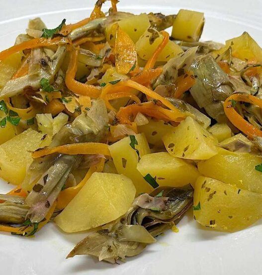 carciofi con patate e carote