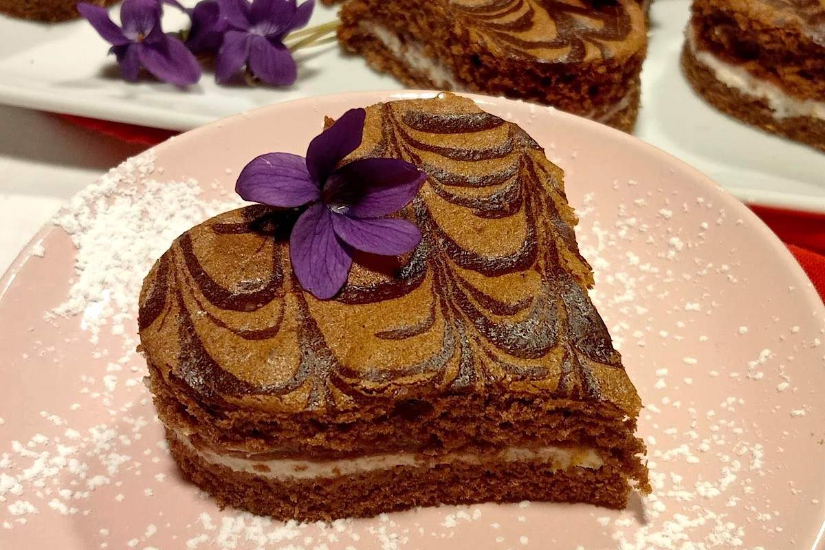 Soffici cuoricini al cacao farciti: per un San Valentino romantico, goloso e soprattutto dolce