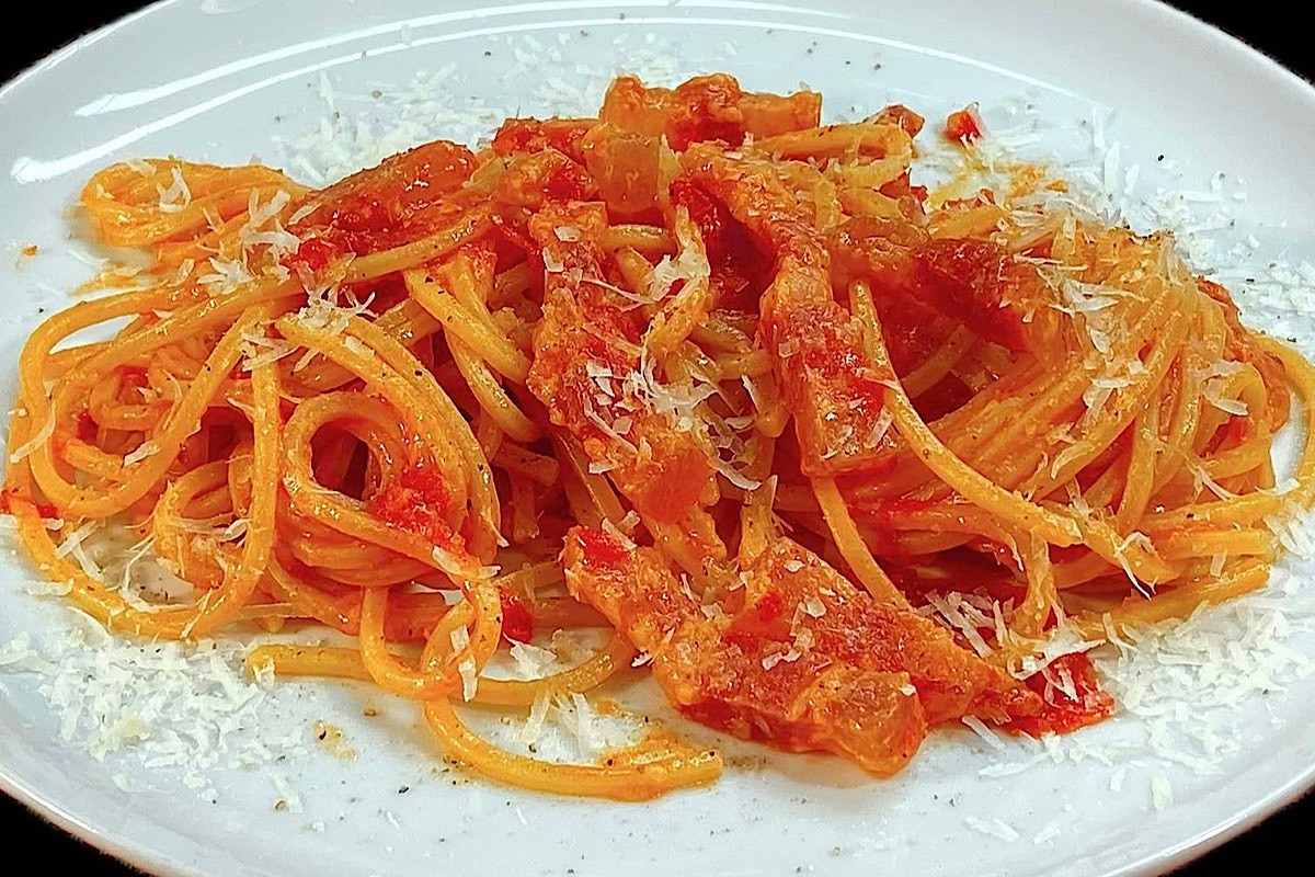 Spaghetti all’amatriciana: la ricetta originale della tradizione che non conosce varianti