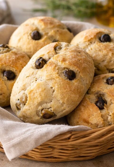 pane alle olive