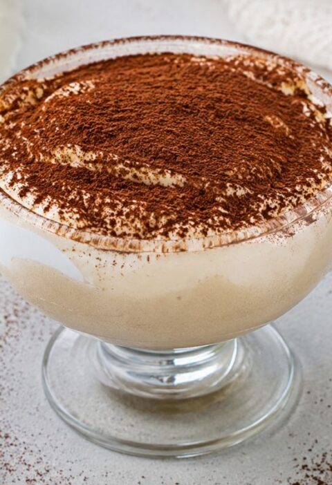 Crema al caffè con schiuma di soia e cacao