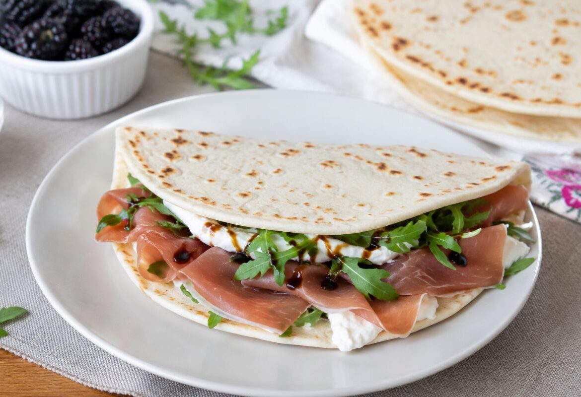 Piadine allo yogurt greco con il Bimby