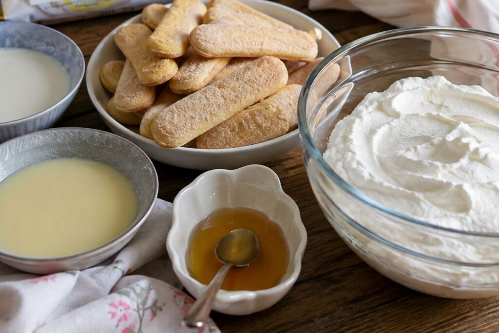 Torta fredda con crema paradiso e Pavesini, ingredienti