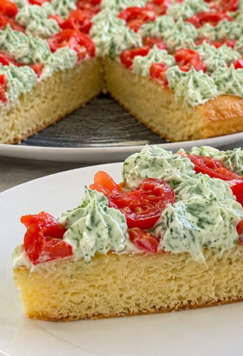 Torta salata morbida con rucola, ricotta e pomodori con il Bimby