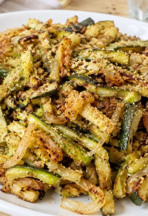 Zucchine e cipolla gratinate al forno